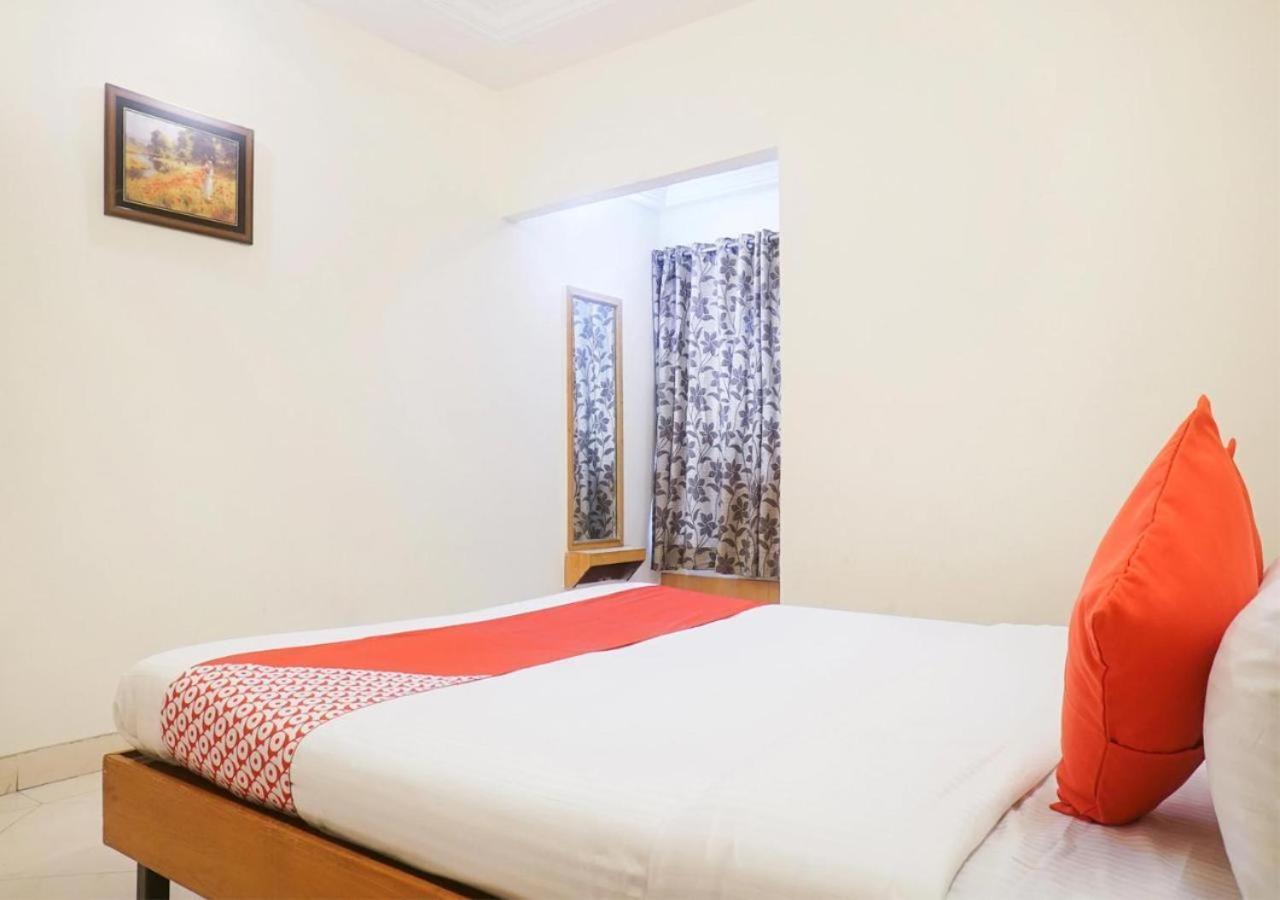 Hotel Kalasai Ширди Экстерьер фото